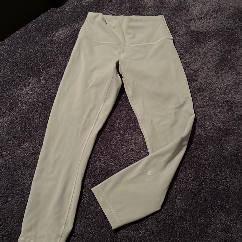 Lululemon wunder train leggings